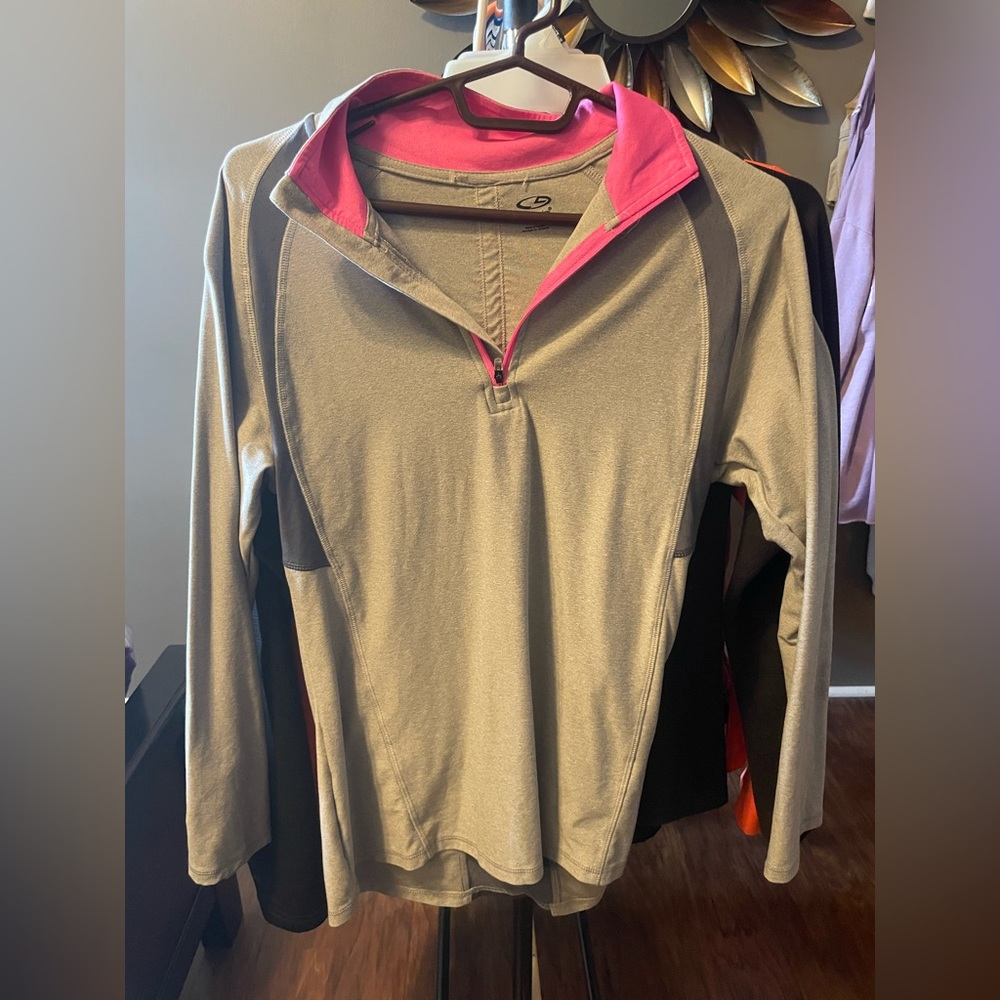 Champion pullover. Size small. Used
